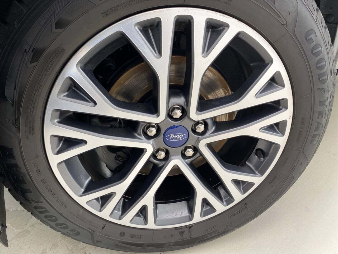 FORD KUGA 1.5 ECOBOOST TITANIUM photo