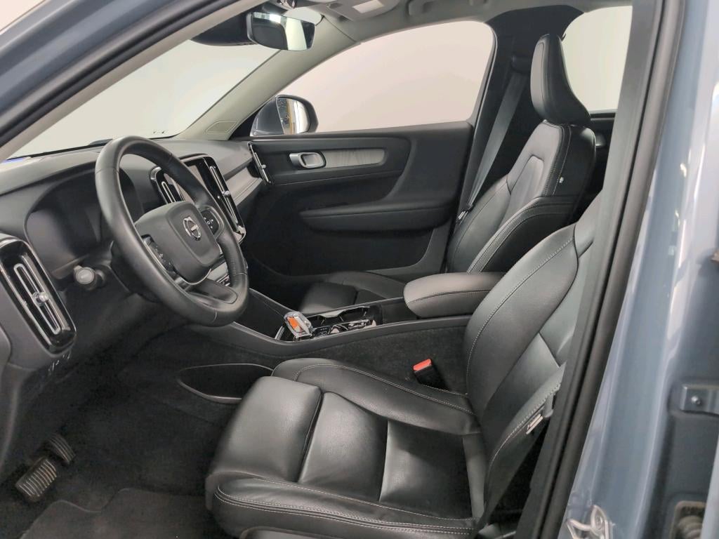 VOLVO XC40 1.5 T4 RECHARGE GEARTR. INSCRIPTION Intellisafe Pro Park Assist Winter photo