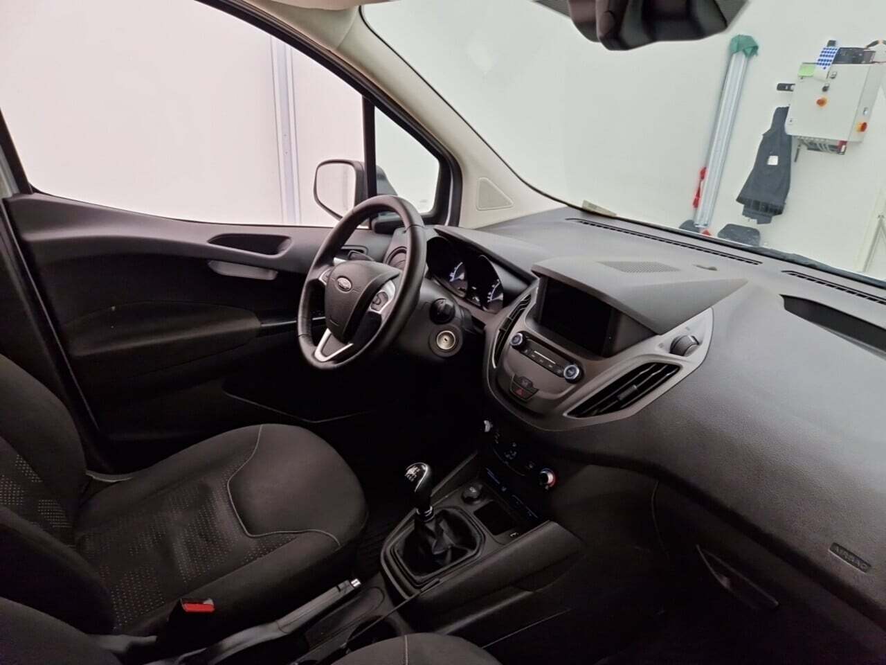 FORD TRANSIT COURIER 1.5 TDCI TREND photo