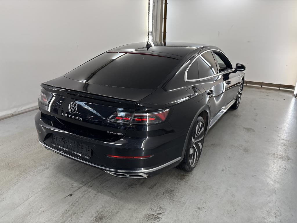 VOLKSWAGEN ARTEON 1.4 PHEV DSG R-LINE BUSINESS PREM photo