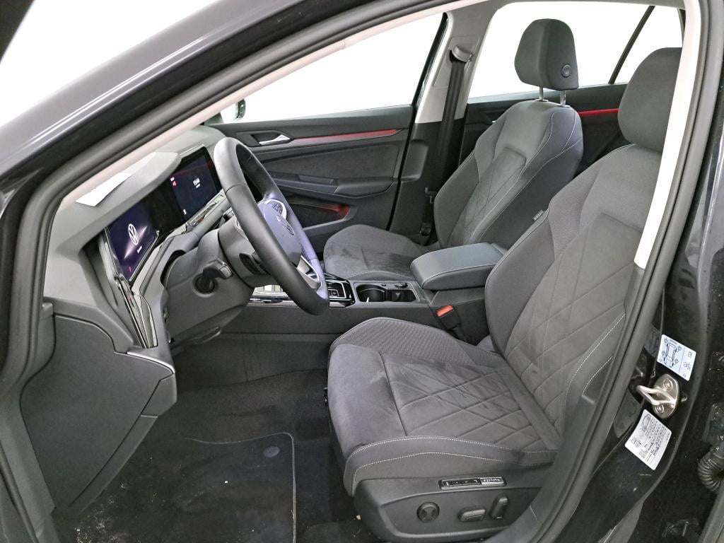 VOLKSWAGEN GOLF VIII 1.4 EHYBRID STYLE BUSINESS DSG photo