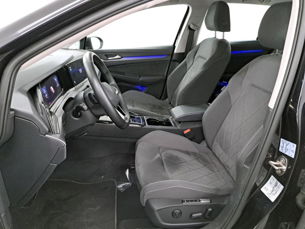 VOLKSWAGEN GOLF VIII 1.4 EHYBRID STYLE BUSINESS DSG photo