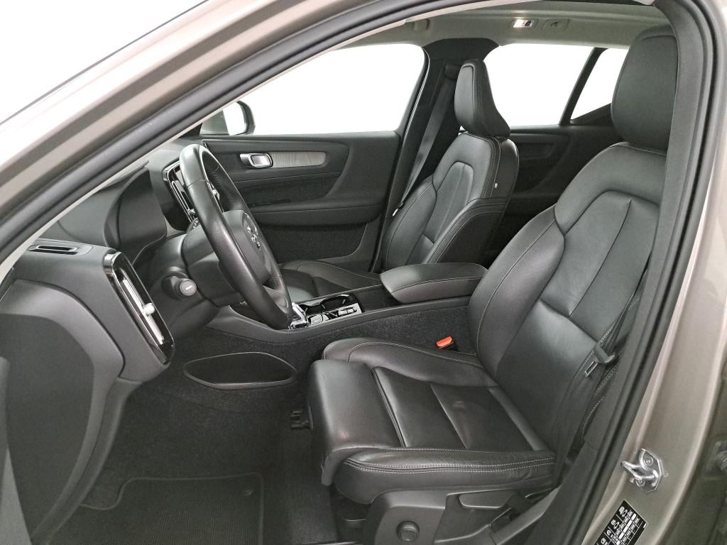 VOLVO XC40 1.5 T4 RECHARGE GEARTR. INSCRIPTION Protection Park Assist Winter Pro photo