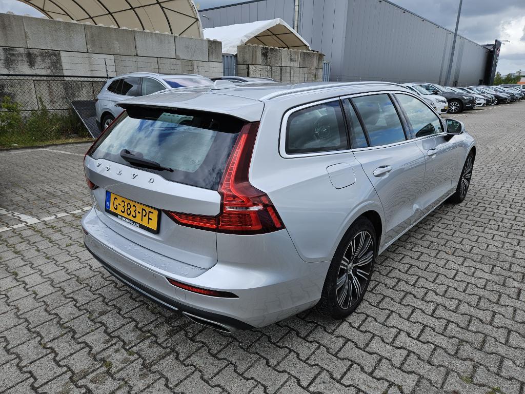 VOLVO V60 223 kW photo