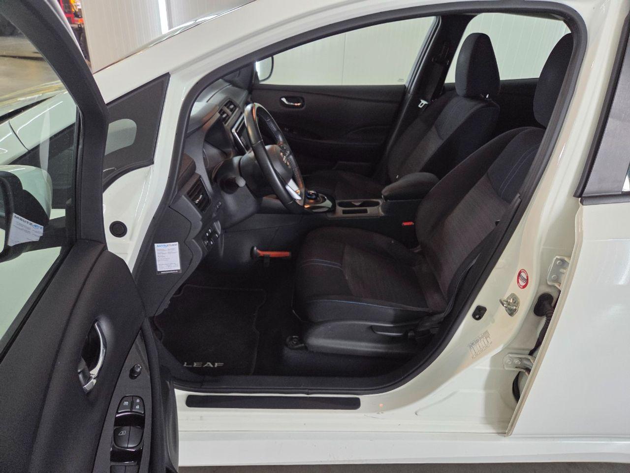 NISSAN Leaf Acenta 40 kWh photo