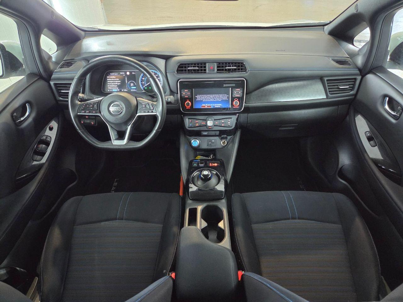 NISSAN Leaf Acenta 40 kWh photo