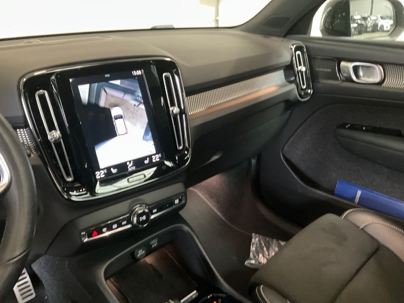 VOLVO XC40 1.5 T5 Rech. Inscr. photo