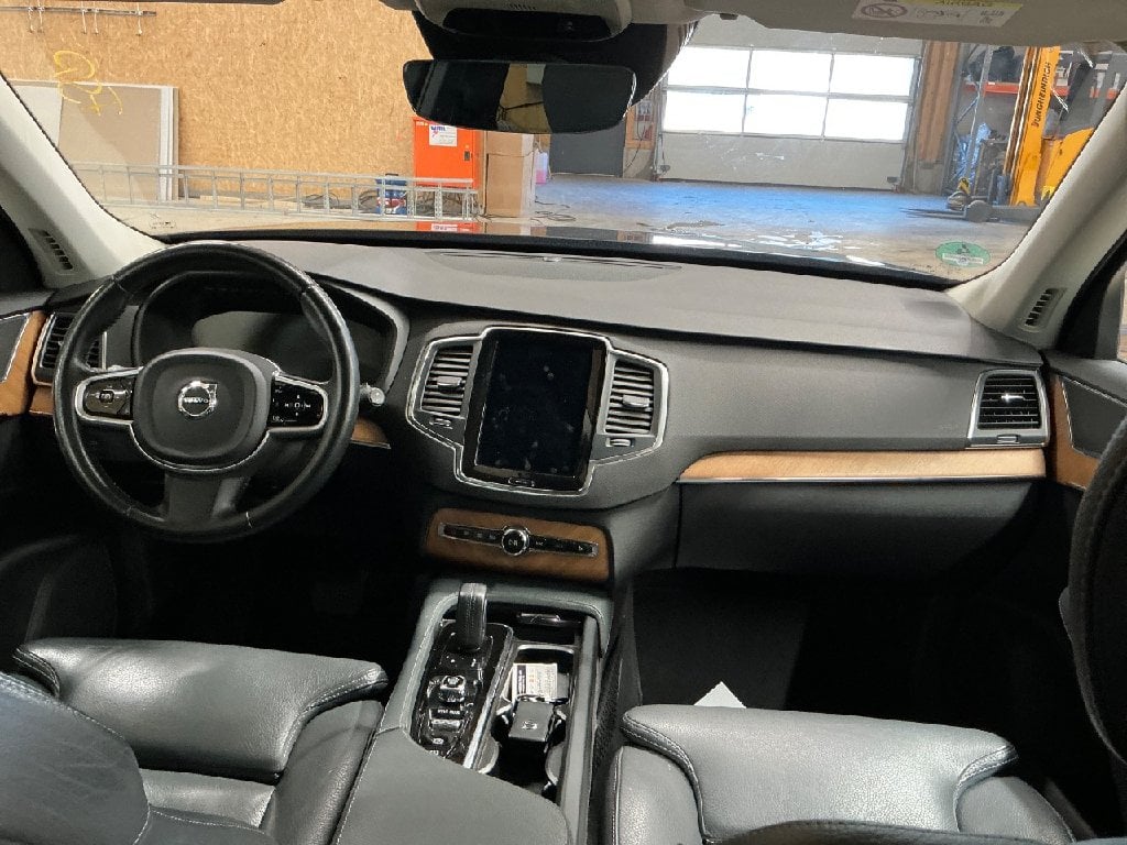 Volvo XC90 ´14 XC90 Momentum Pro AWD 2.0 B5 173KW AT8 E6dT photo
