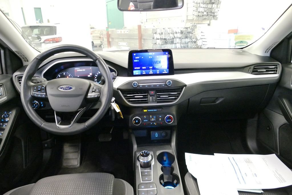 Ford Focus Turnier ´18 Focus Turnier Cool & Connect 1.5 EcoBlue 88KW AT8 E6dT photo