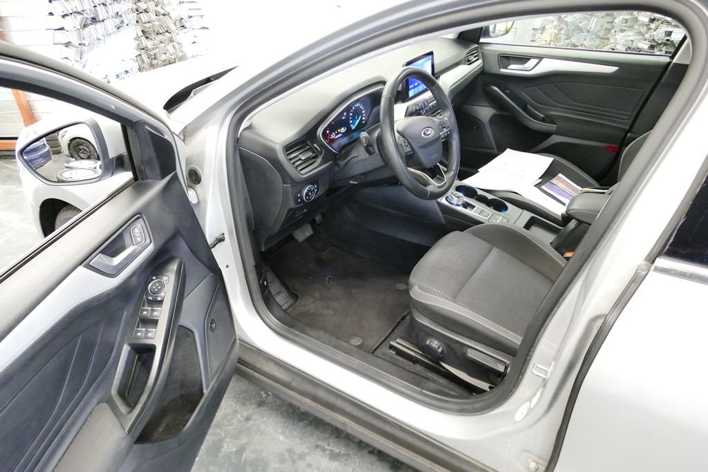 Ford Focus Turnier ´18 Focus Turnier Cool & Connect 1.5 EcoBlue 88KW AT8 E6dT photo