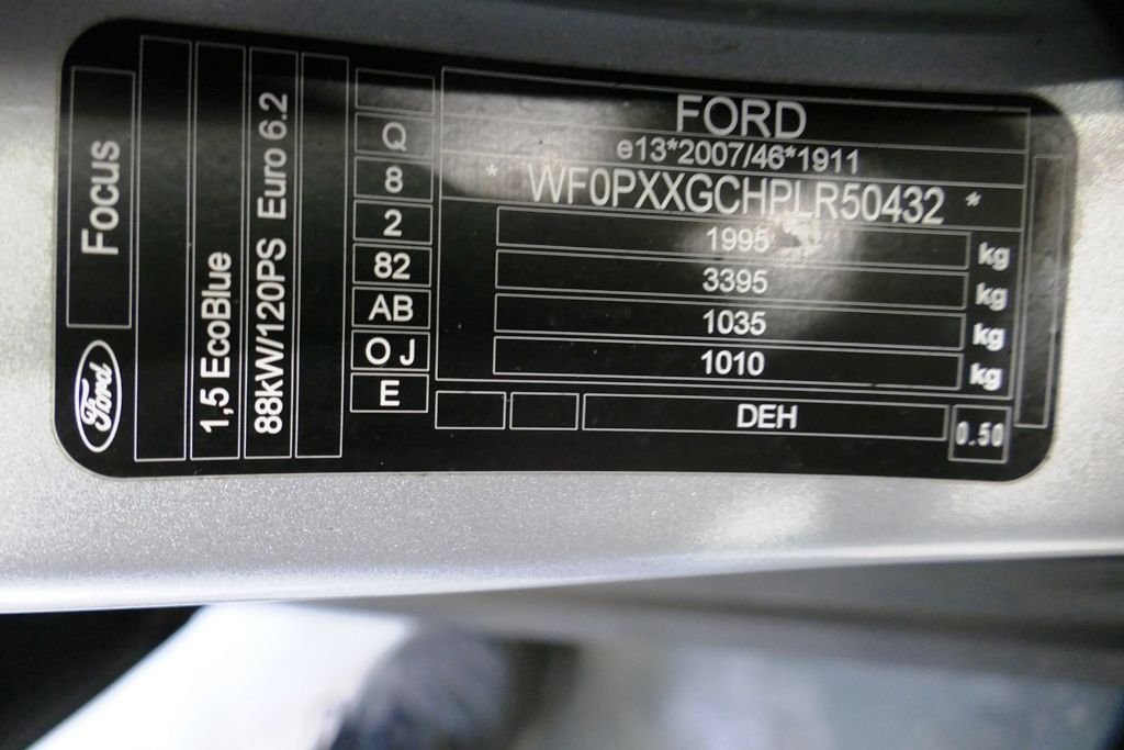 Ford Focus Turnier ´18 Focus Turnier Cool & Connect 1.5 EcoBlue 88KW AT8 E6dT photo