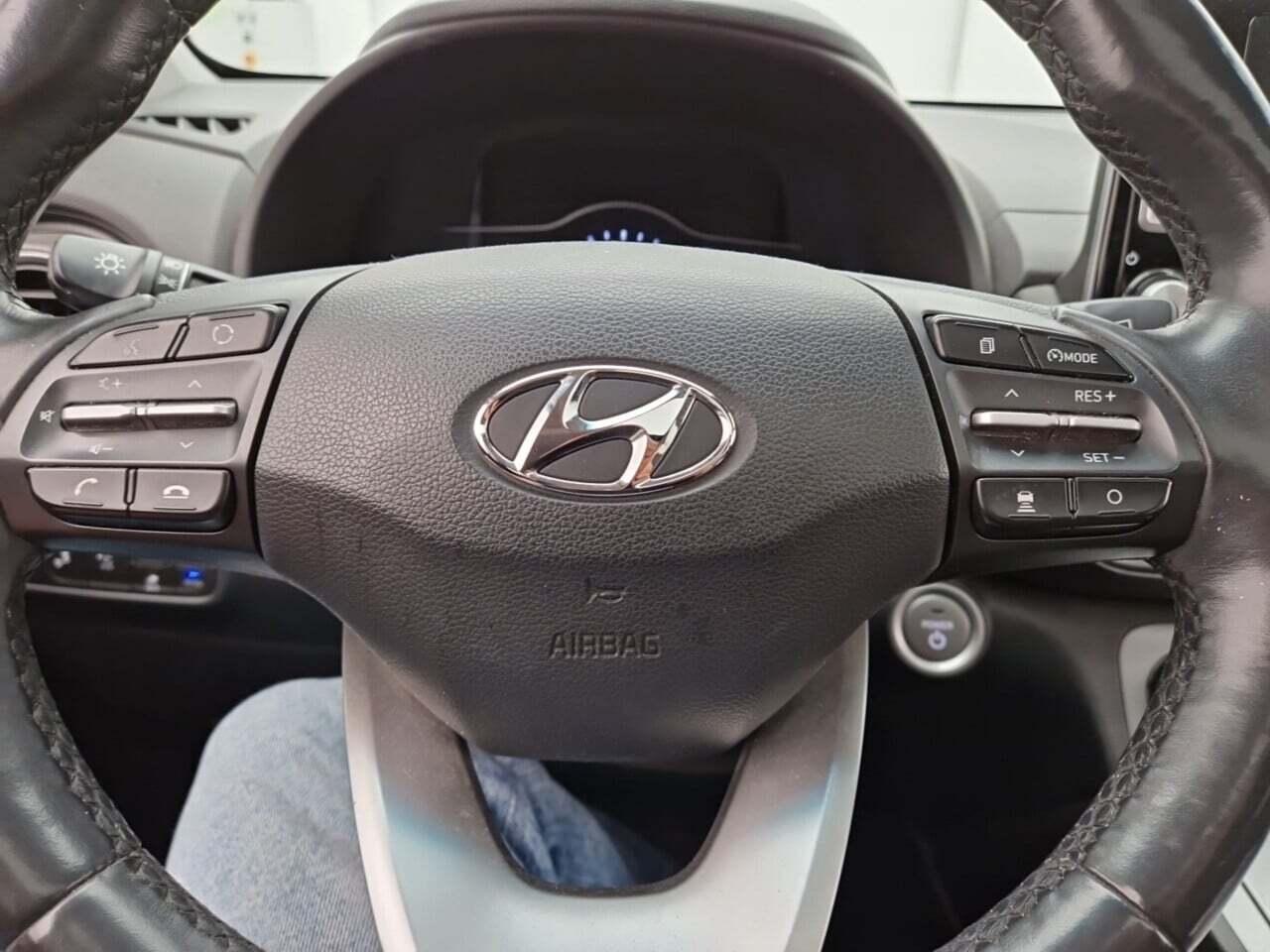 HYUNDAI Kona EV Premium 64 kWh photo