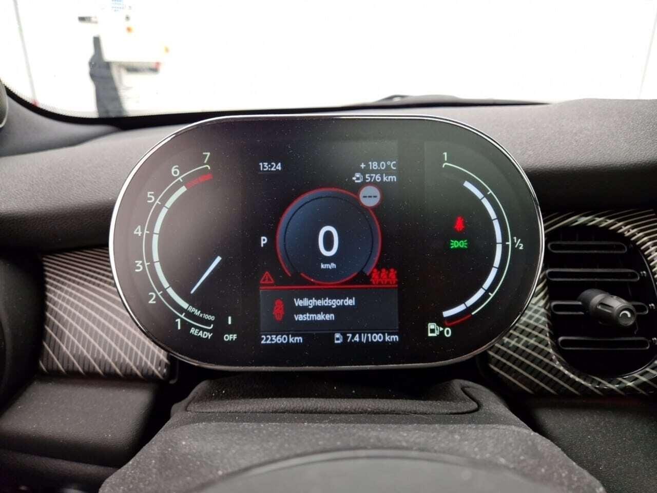 Mini Mini 1.5 Resolute Edition DCT photo