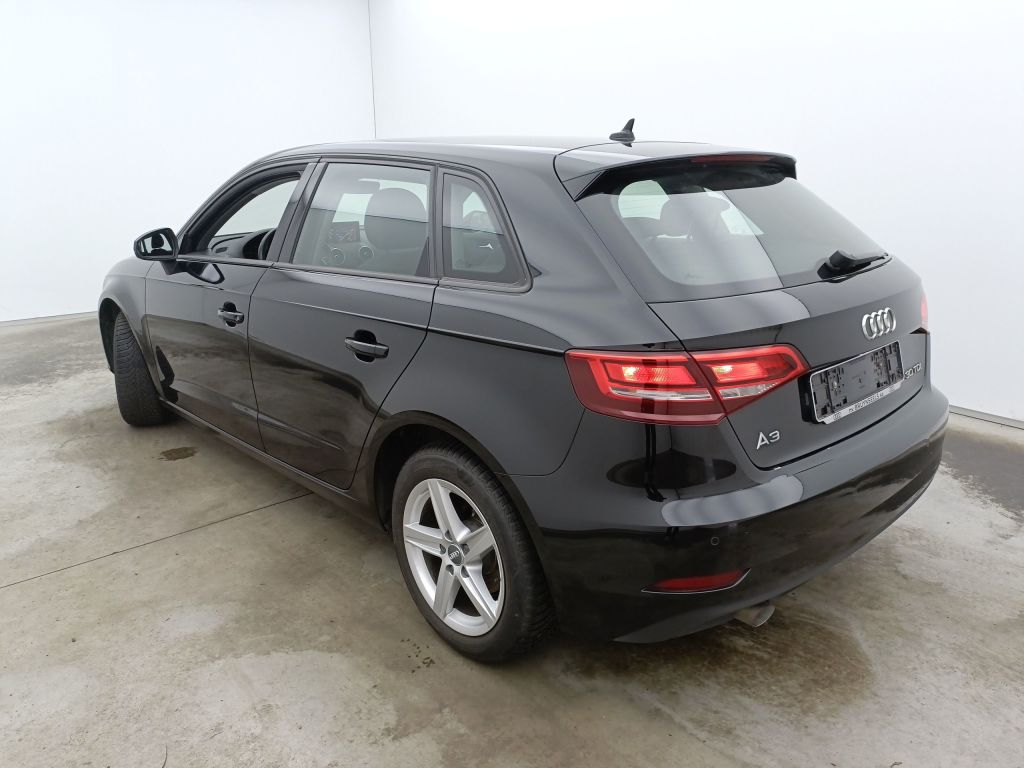 Audi A3 Sportback 1.6 30 TDi 85kW 5d photo