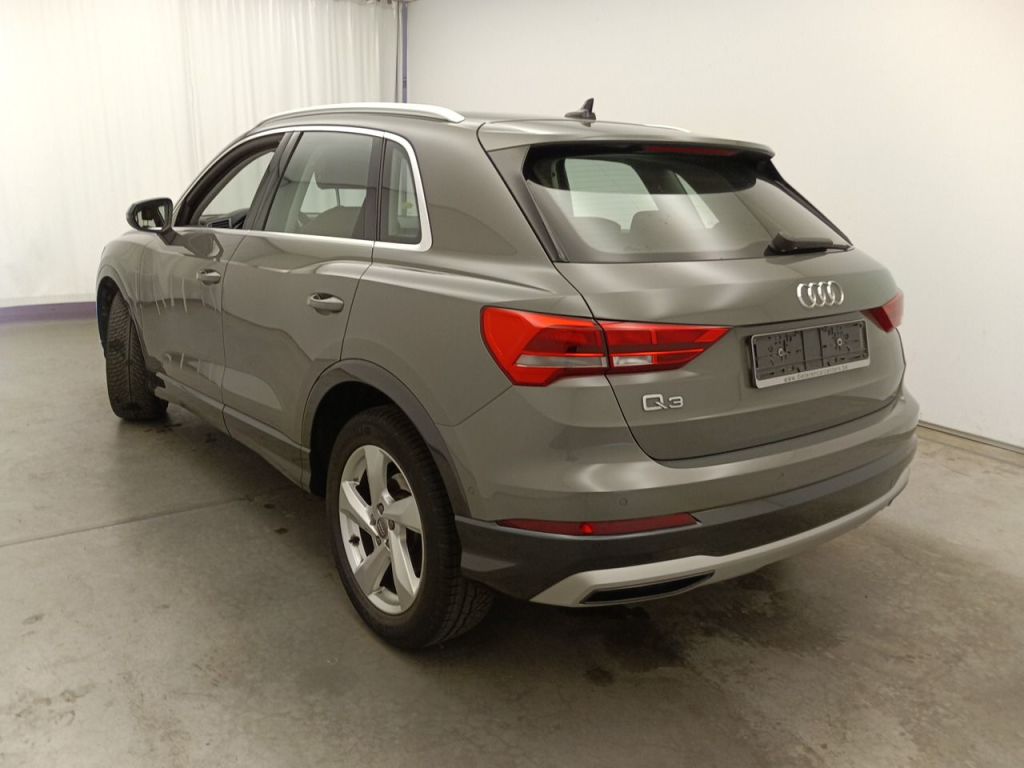 Audi Q3 35 TDI S tronic Advanced Business Editio 5d photo