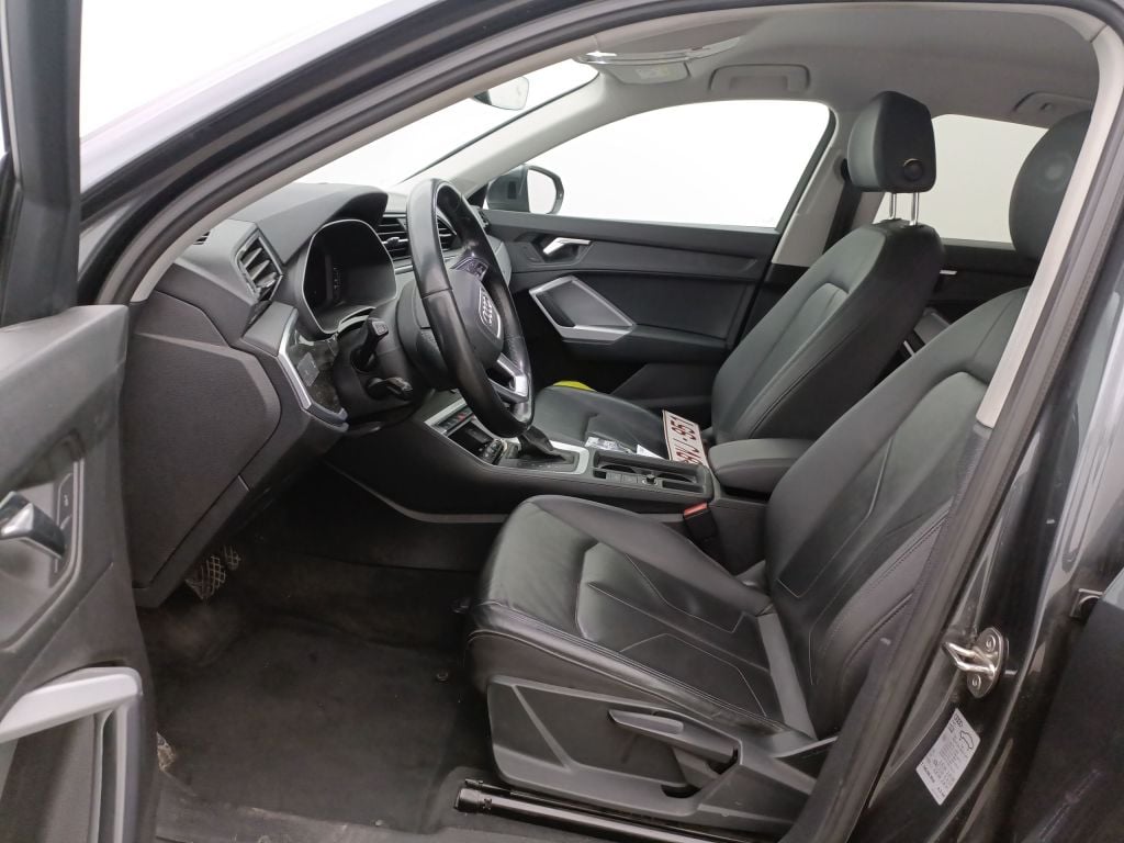 Audi Q3 Sportback 35 TDI S tronic S Line Business Ed 5d photo