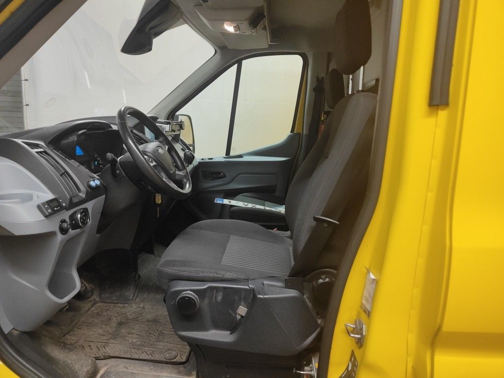 Ford Transit 350M 2.0TD 130pk 96kW M6 Trend 4d photo