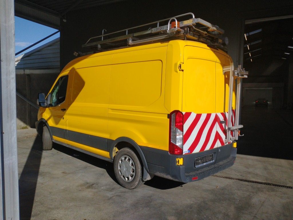 Ford Transit 350M 2.0TD 130pk 96kW M6 Trend 4d photo