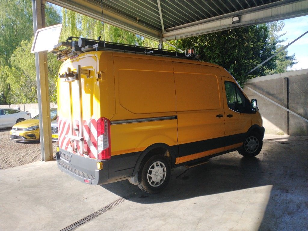 Ford Transit 350M 2.0TD 130pk 96kW M6 Trend 4d photo