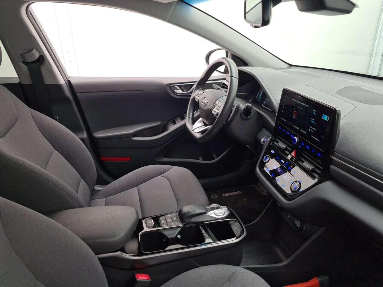 HYUNDAI IONIQ Comfort EV 38 kWh photo