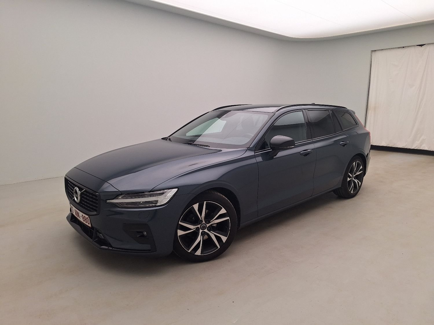 Volvo, V60 '18, Volvo V60 D3 Geartronic R-Design 5d photo