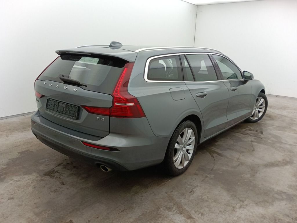 VOLVO V60 DIESEL - 2018 2.0 B4 197 Momentum Pro Geartronic 5d photo