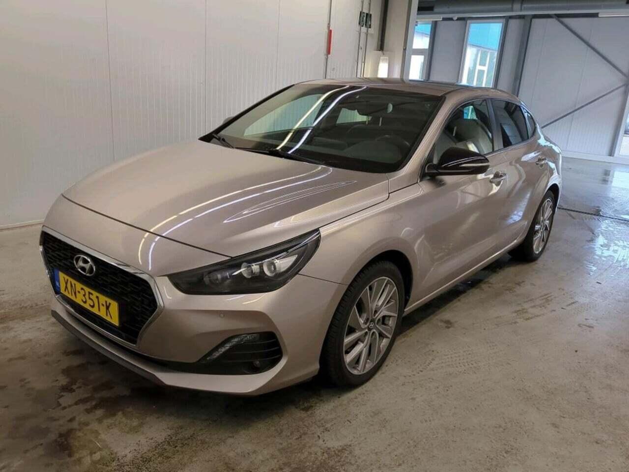HYUNDAI i30 Fastback 1.0 T-GDI Premium