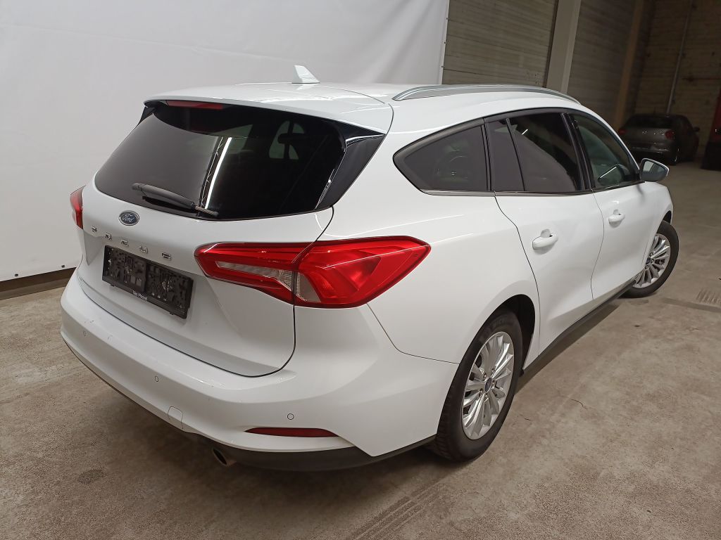 Ford Focus Clipper 1.0i EcoB. 92kW Aut. Titanium Business 5d photo