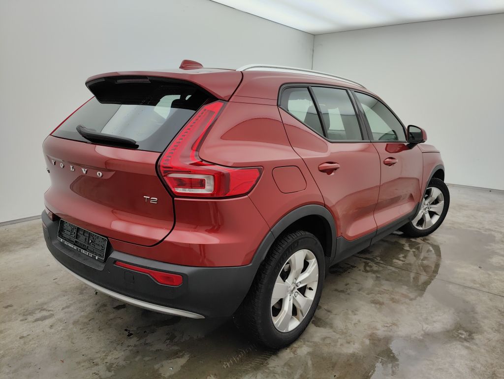 VOLVO XC40 1.5 T2 129 Momentum Pro Geartronic 5d photo