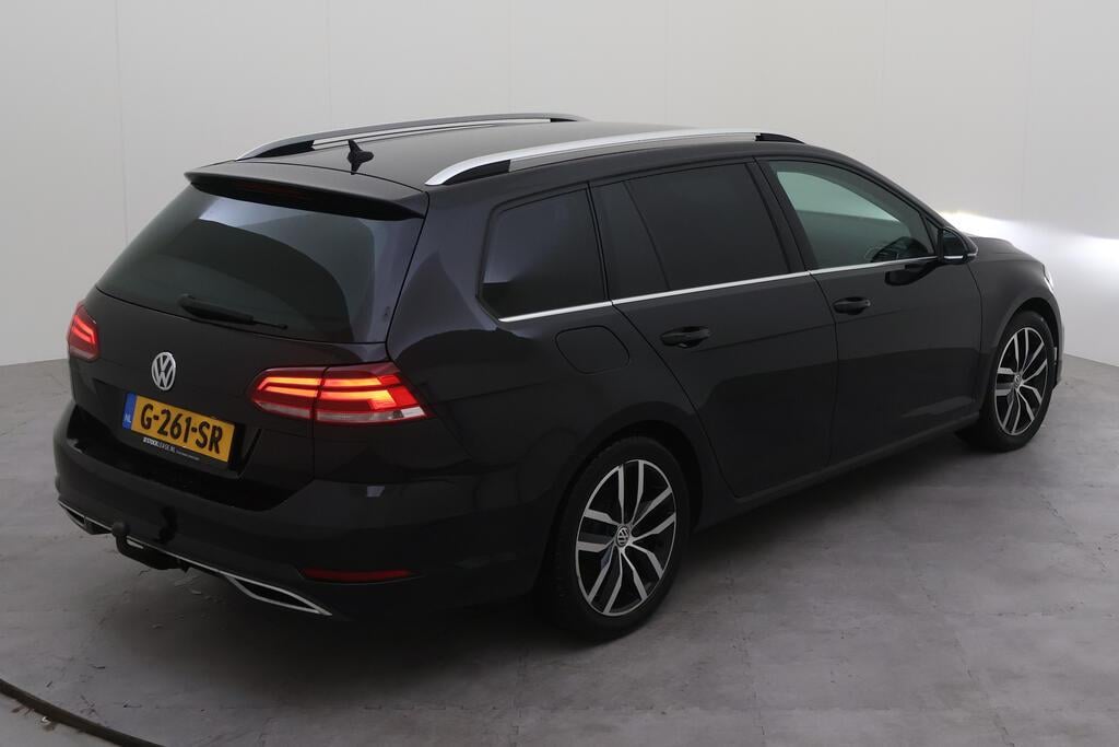 VOLKSWAGEN Golf Variant 110 kW photo
