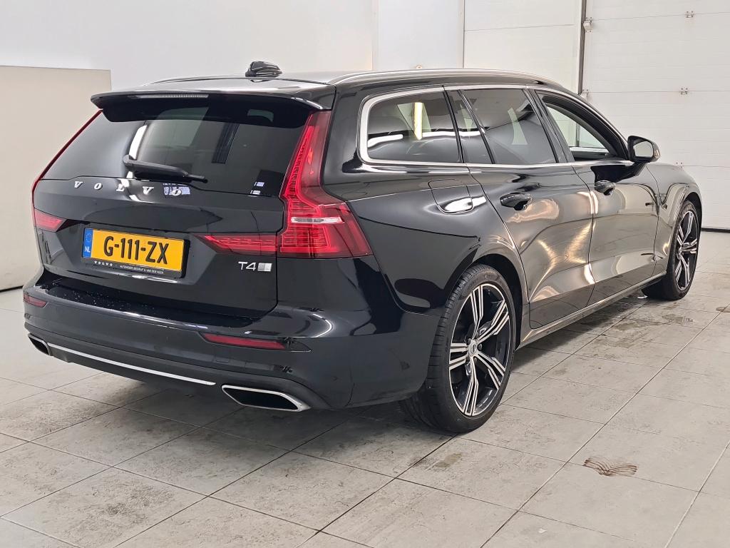 VOLVO V60 2.0 T4 Inscription photo