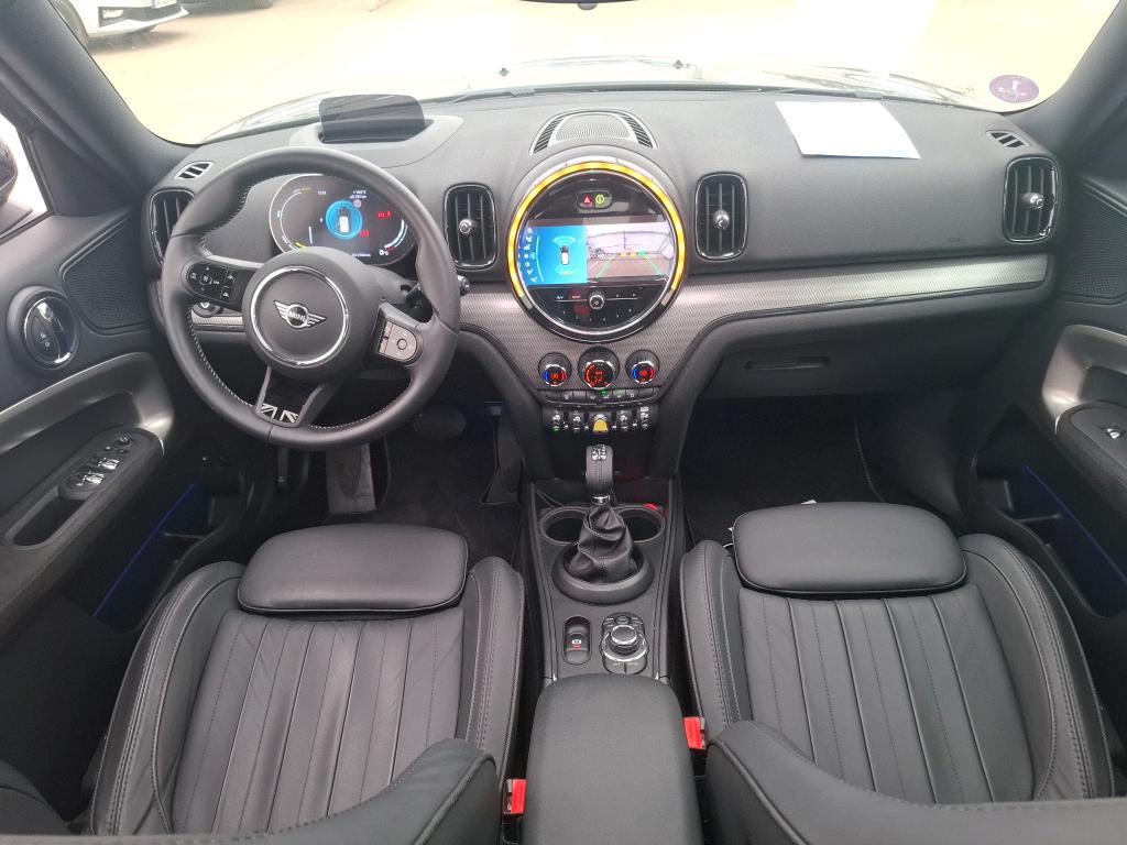 Mini Cooper SE ALL4 Yours 125+95ch BVA6 MINI Countryman / 2020 / 5P / Crossover Cooper SE ALL4 Yours 125+95ch BVA6 photo
