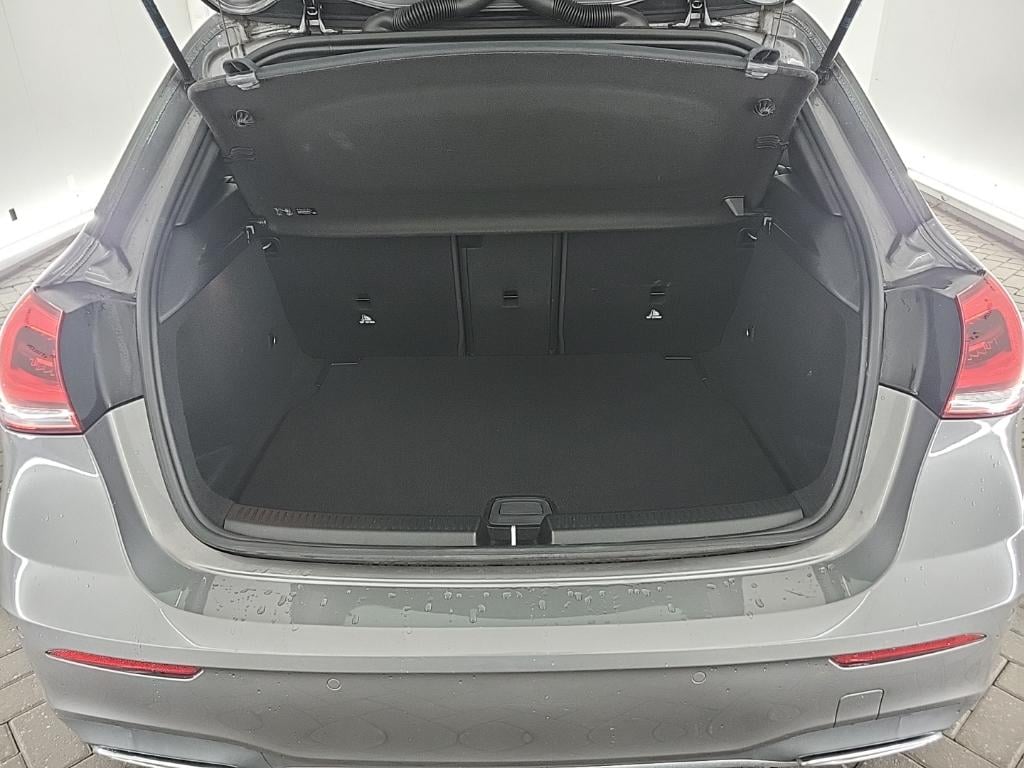 MERCEDES-BENZ A-klasse A 180 7G-DCT Business Solution AMG 5D 100kW photo