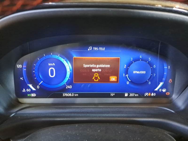 Ford 10ECOB FORD PUMA / 2019 / 5P / SUV 1.0 ECOBOOST HYBRID 125CV ST-LINE photo