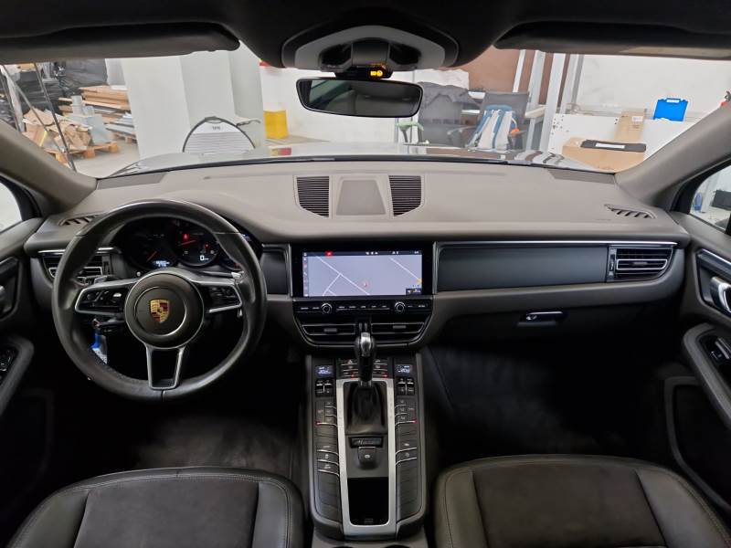 Porsche 2.0 PORSCHE MACAN / 2018 / 5P / SUV 2.0 photo