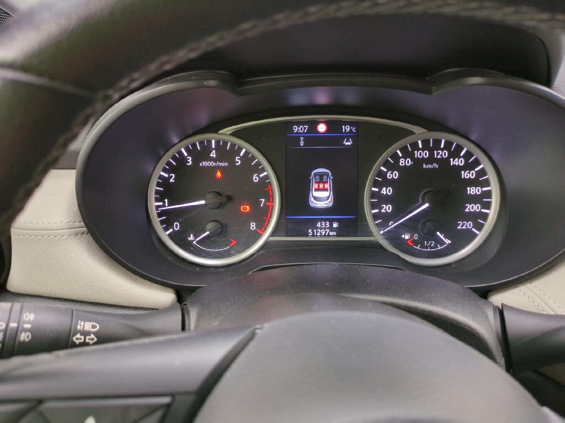 Nissan NISSAN Micra 5p Berline IG-T 90 Made In France photo