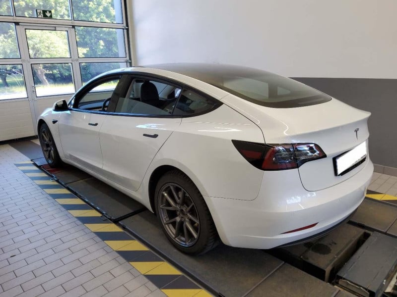 Tesla Model DE - Lim4, RWD 60 kWh, (Facelift) 2023 - 2025 photo