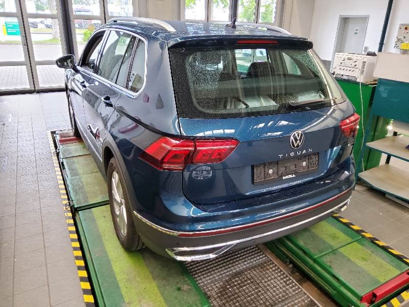 Volkswagen Tiguan (AX1)(07.2020->2024) DE - SUV5 2.0 TDI BMT/Start-Stopp EU6d, Elegance 4Motion (EURO 6d), (Facelift) 2 photo