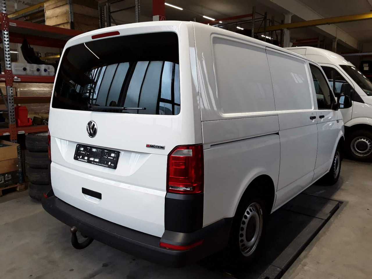 Vw Kasten 4Motion TRANSPORTER photo