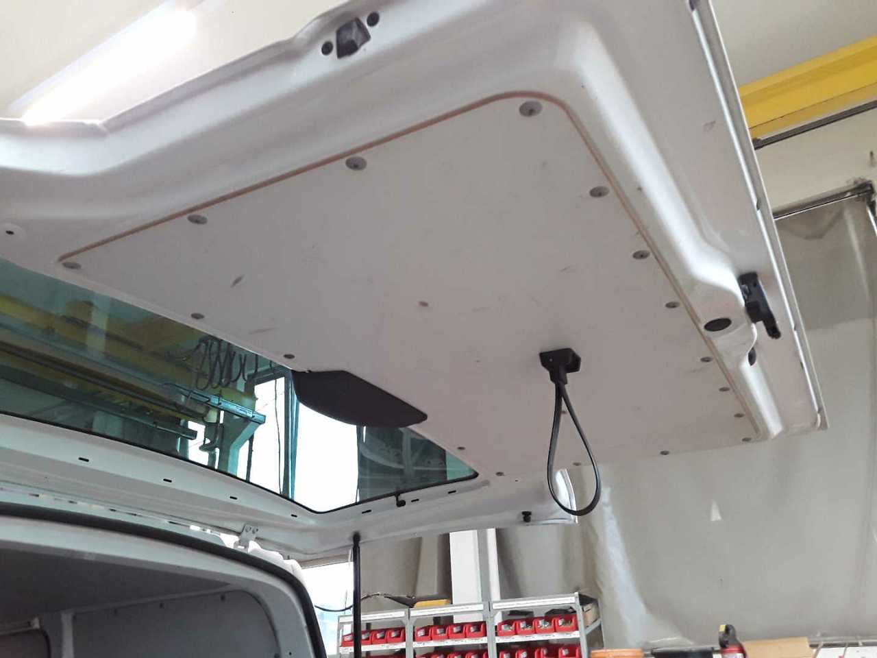 Vw Kasten 4Motion TRANSPORTER photo