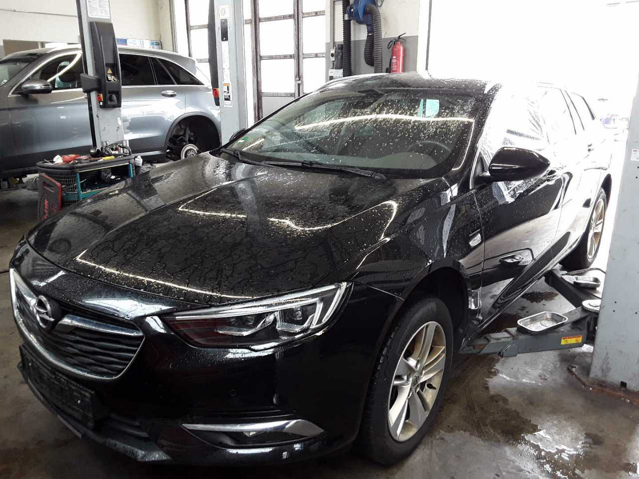 Opel Innovation INSIGNIA SPORTS TOURER