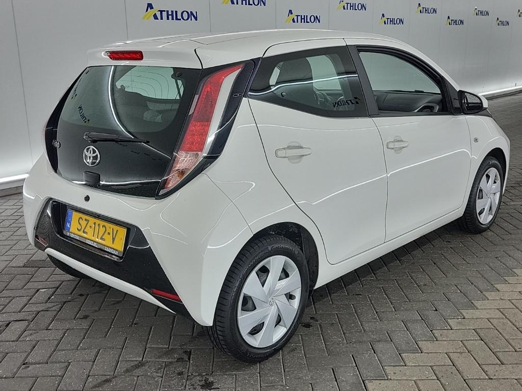 TOYOTA Aygo 1.0 VVT-i x-nav 5D 51kW photo