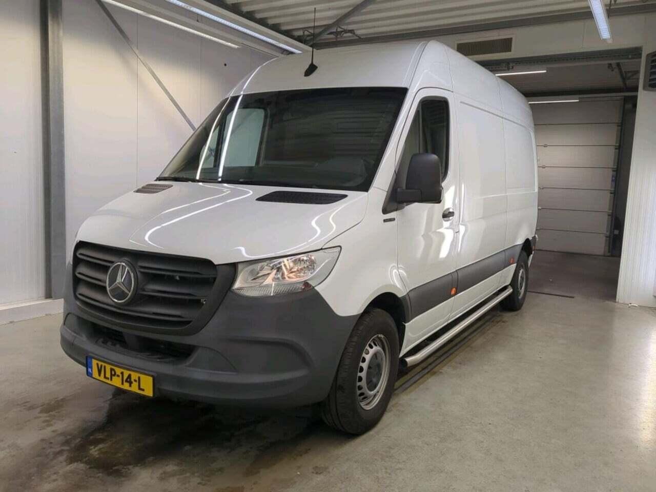 MERCEDES-BENZ eSprinter eSprinter L2H2 55kWh