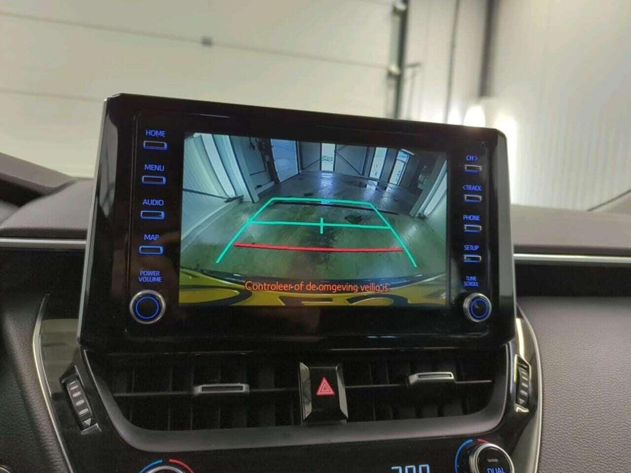 TOYOTA COROLLA 1.8 Hybrid Bns Plus photo