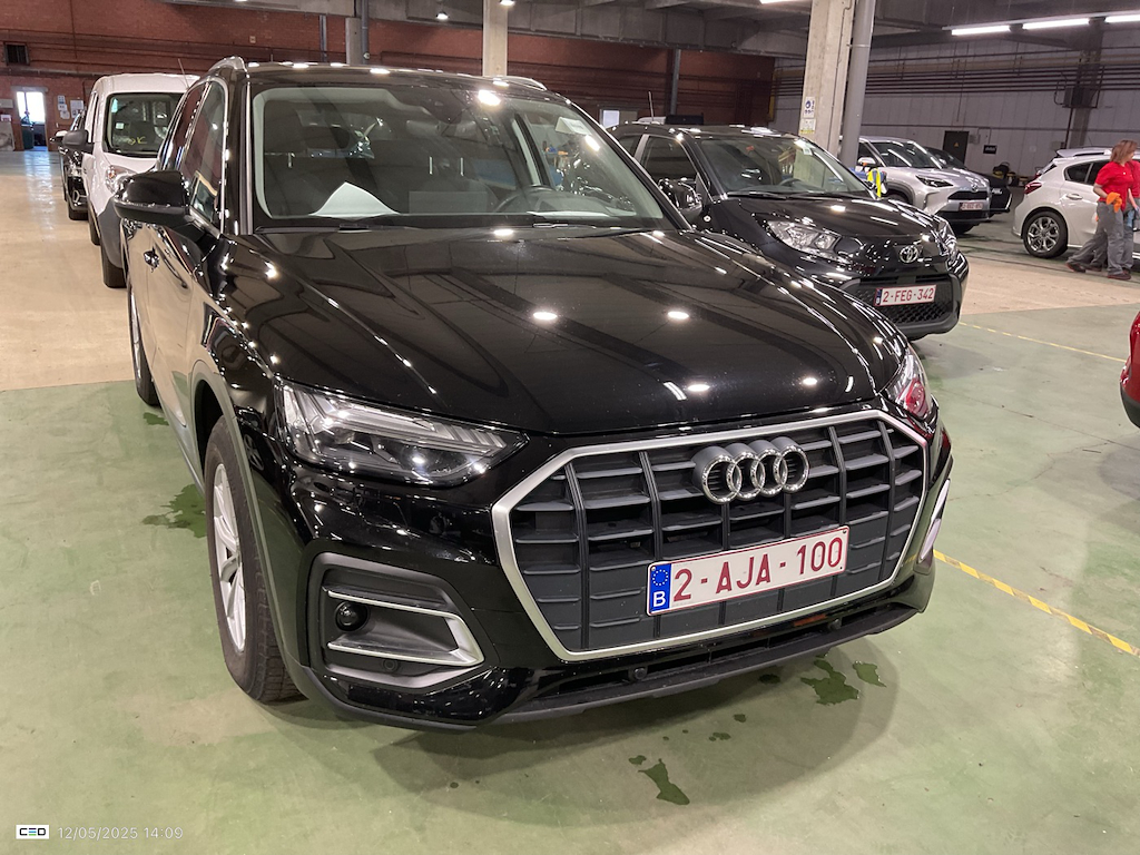 AUDI Q5 2.0 30 TDI S TRONIC BUSINESS EDITION