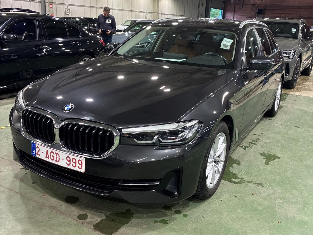 BMW 5 TOURING DIESEL - 2020 518 dA MHD
