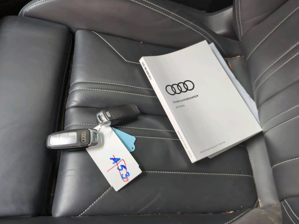 AUDI e-tron 265 kW photo