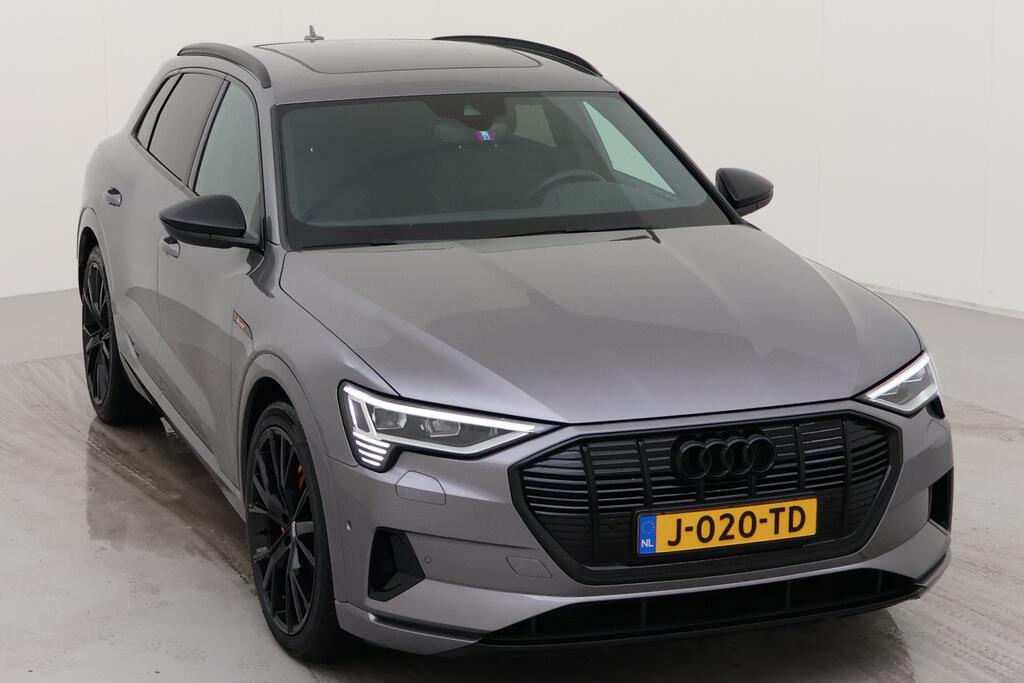 AUDI e-tron 158 kW photo