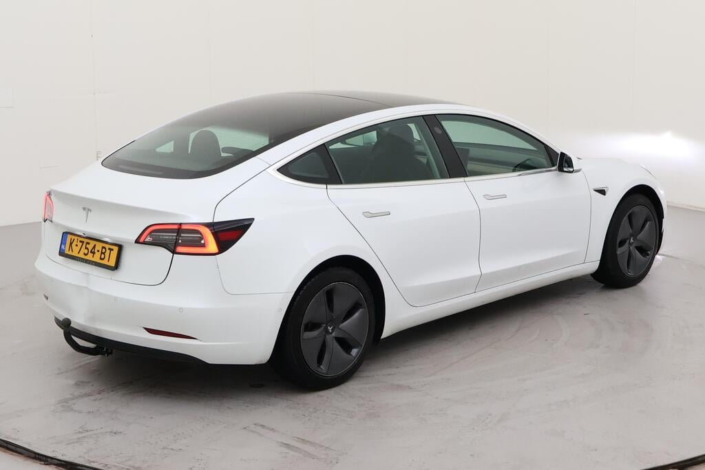 Tesla Model 3 175 kW photo