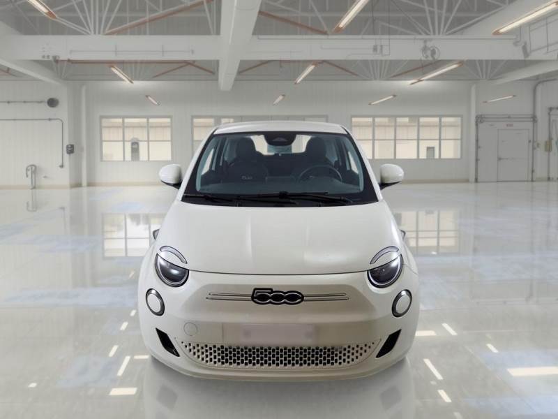 Fiat BEV FIAT 500 / 2020 / 3P / BERLINA ELETTRICA ACTION 95CV photo